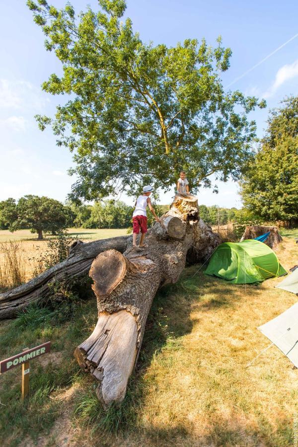 ホテル Camping La Bergerie La Chapelle-Achard エクステリア 写真